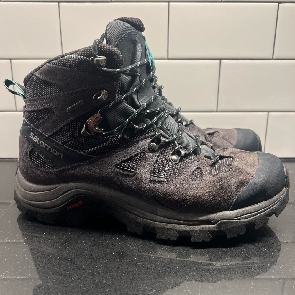 Salomon Black Lace Up Boots